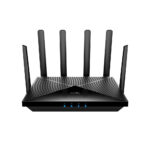 Router Cudy LT700 czarny na białym tle