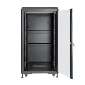Szafa RACK 18U 600x800 stojąca RL-6818SR na białym tle