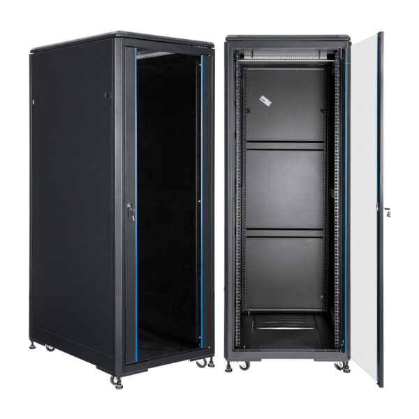 Szafa RACK 42U 600x800 stojąca RL-6842SR na białym tle