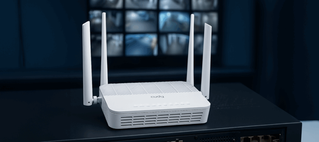Router Cudy WR3000S położony w centrum monitoringu
