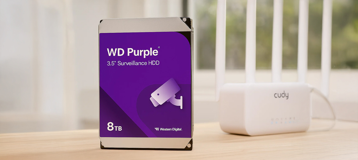 Dysk twardy WD Purple 8TB przy głośniku