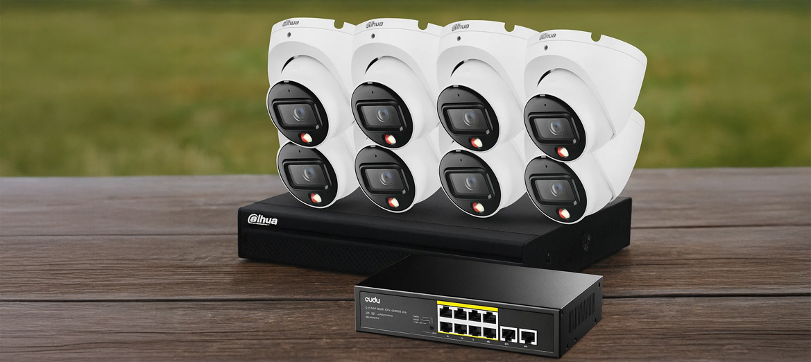Zestaw monitoringu IP PoE Dahua 8 kamer z rejestratorem na drewnianym blacie